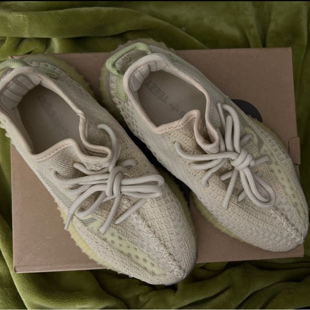 Yeezy Adidas Boost 350 V2 Flax 4.5Y/6W